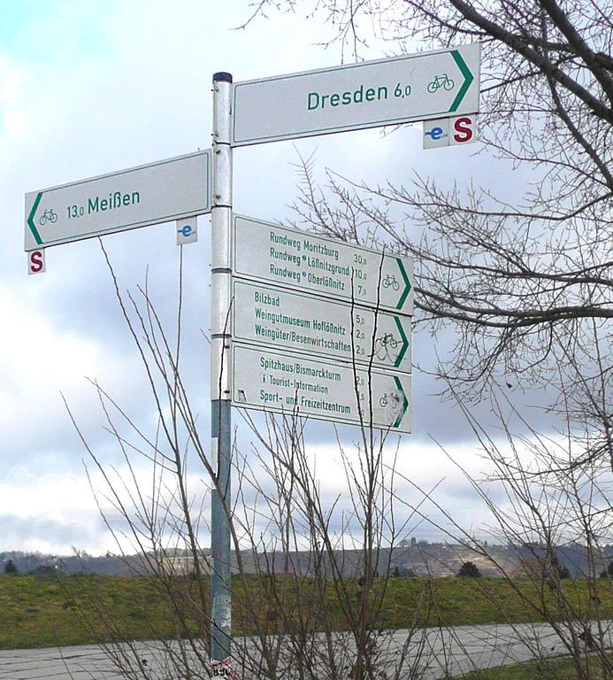 Ferienwohnung Am Elberadweg Dresden Exteriör bild